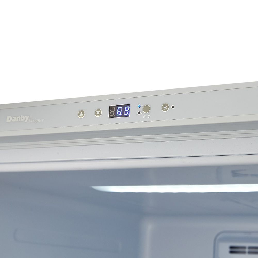 Congelador vertical con puerta sólida Torrey de 17 pies color blanco- CVSB-17D - Imagen 8